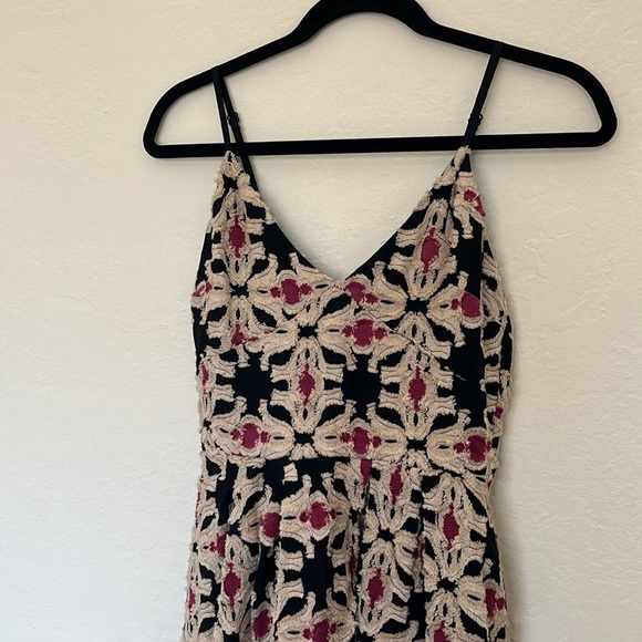 Textured patterned dress - Picture 3 of 5